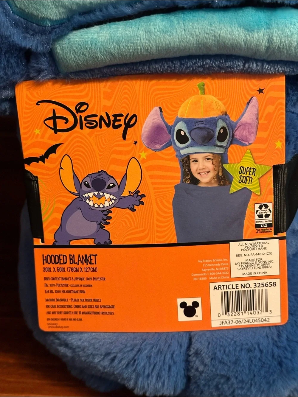 NWT Disney Stitch Hooded Throw Blanket with Pumpkin Hat